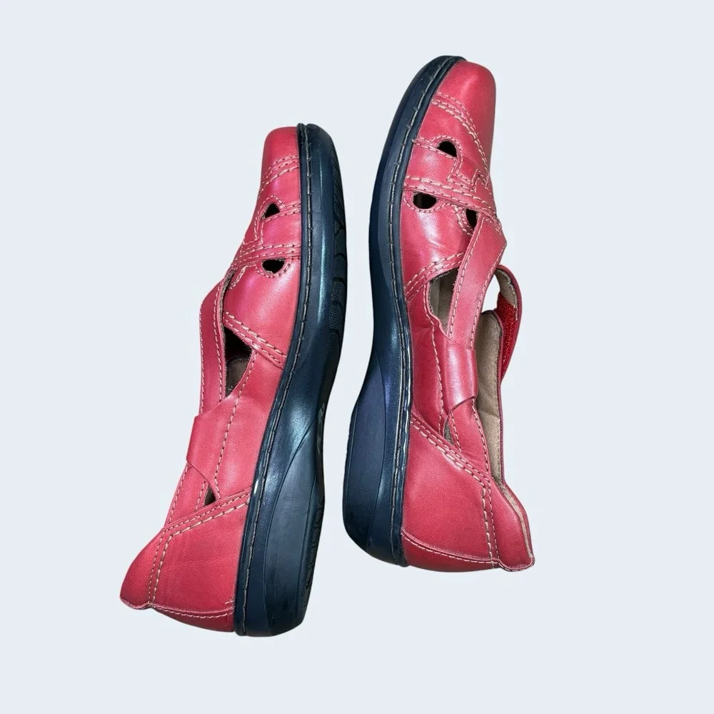 Clarks Collection Red Leather‎ Mary Jane Comfort Shoes Women's 6.5M Hook & Loop